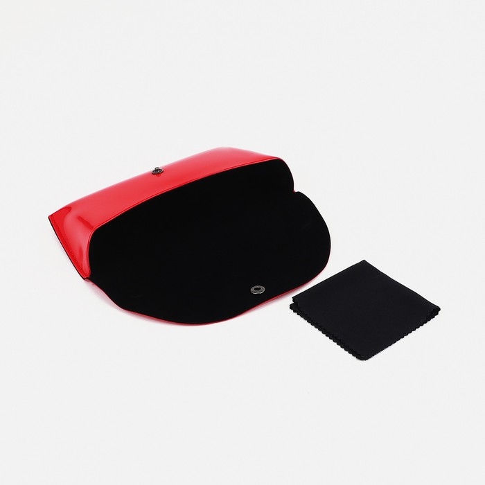 Футляр для очков на кнопке, длина 16,5 см, цвет красный Футляр для очков на кнопке, длина 16,5 см, цвет красный