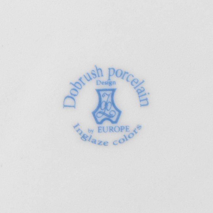 Тарелка фарфоровая «Зимний лес», 700 мл, d=20,5 см Тарелка фарфоровая «Зимний лес», 700 мл, d=20,5 см