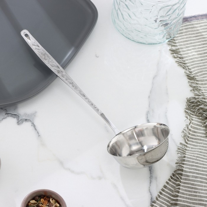 Ложка разливательная малая «Уралочка», длина ручки=21,5 см, толщина 2 мм (М13) Ложка разливательная малая «Уралочка», длина ручки=21,5 см, толщина 2 мм (М13)