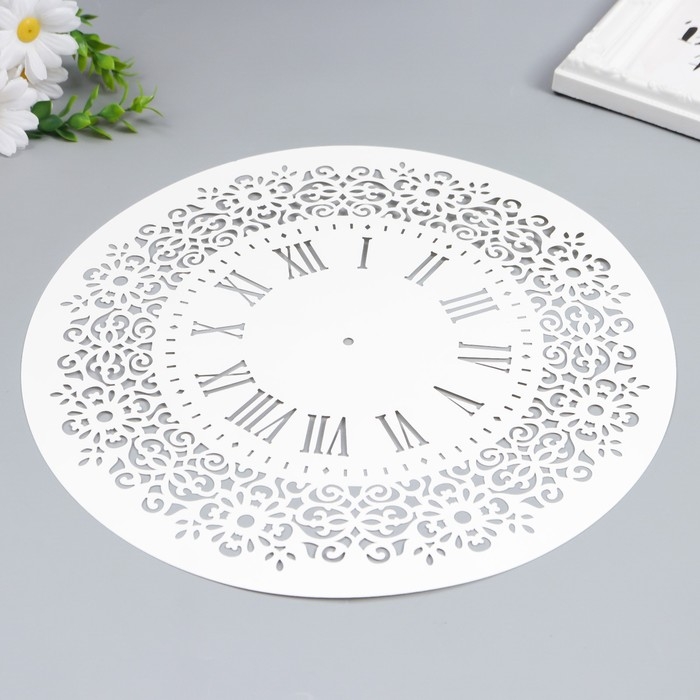 Трафарет пластиковый Трафарет пластиковый "Часы" d-30 см