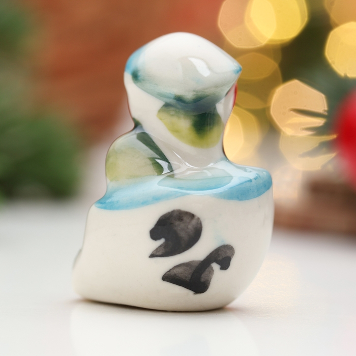 Новый год. Сувенир символ года «Змея в яйце», гжель, цвет, 4.5х3 см Новый год. Сувенир символ года «Змея в яйце», гжель, цвет, 4.5х3 см