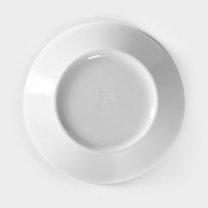 Блюдце фарфоровое «Бельё», d=14 см, цвет белый Блюдце фарфоровое «Бельё», d=14 см, цвет белый