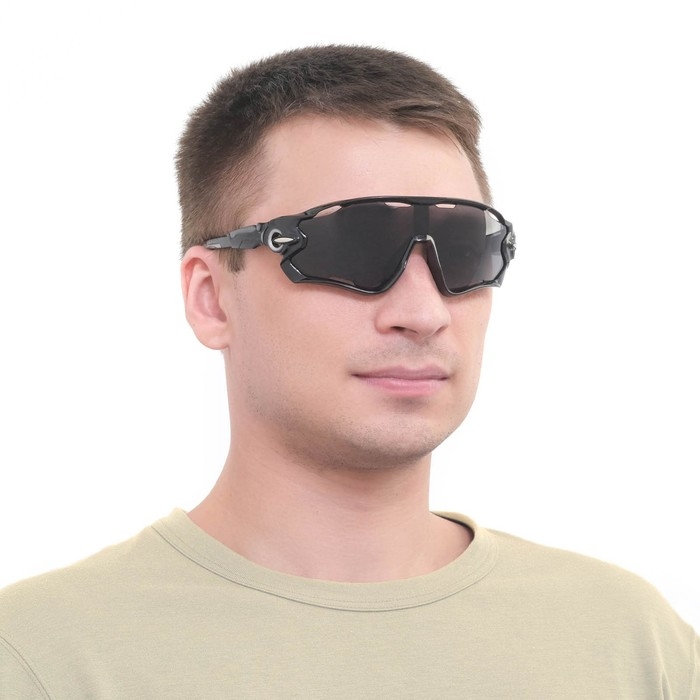 Очки солнечные мужские спортивные Очки солнечные мужские спортивные "Мастер К", uv 400, ширина 15 см, дужка 13.5 см, линза 8 х 5.1 см,