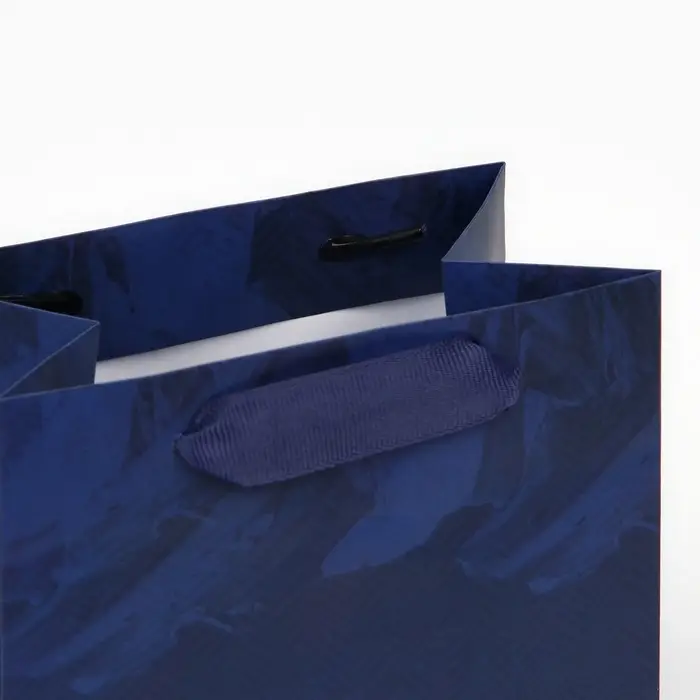 Пакет подарочный ламинированный квадратный, упаковка, «Настоящему мужчине», 14 х 14 х 9 см