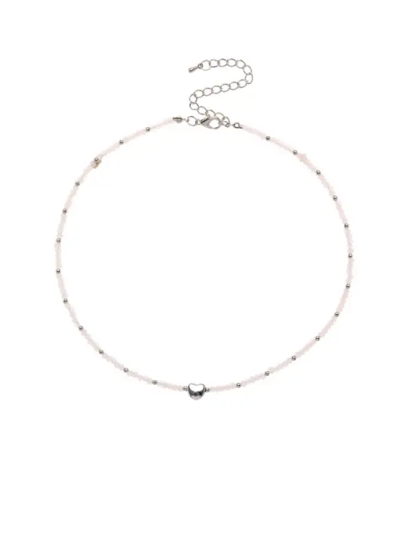 Чокер бисерный &laquo;Сердце&raquo;, бусина №4, белый в серебре, 35 см