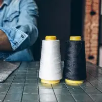 Нитки 40/2, 2700 м, чёрные