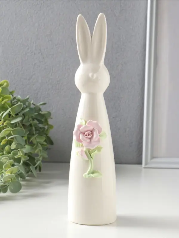 Сувенир керамика "Белый зайчик с розовой розой" 6х5х25,5 см