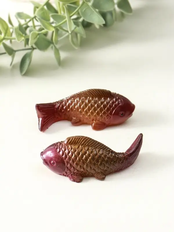 Фигурка для чайной церемонии "Красные парчовые карпы" набор 2 шт меняет цвет 3х7,5х3 см