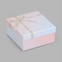 Коробка подарочная с наполнением &laquo;Градиент&raquo;, 15&times;15&times;7 см, гирлянда, бумажный наполнитель