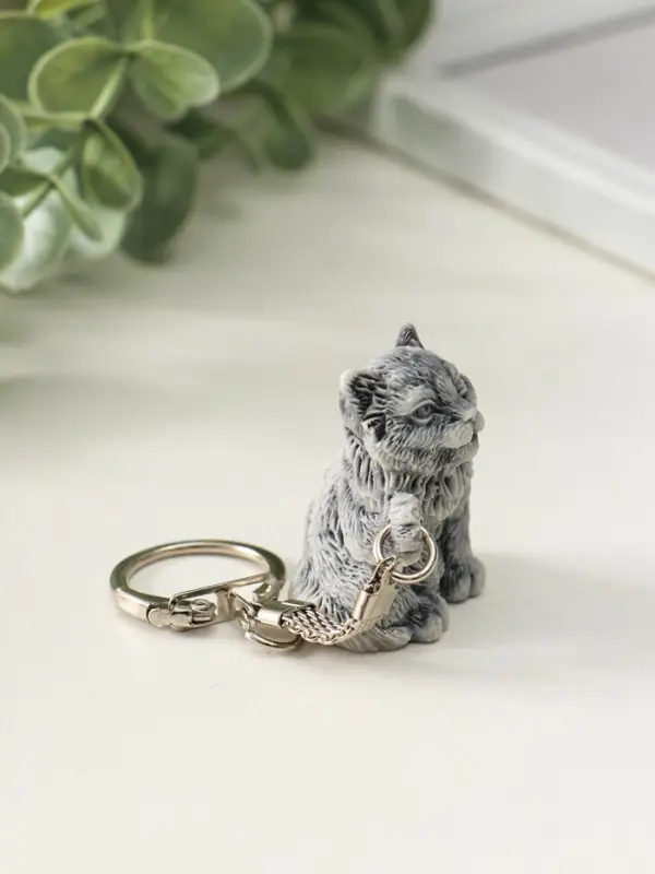 Брелок Брелок "Котенок с поднятой лапкой маленький" 3,5 см