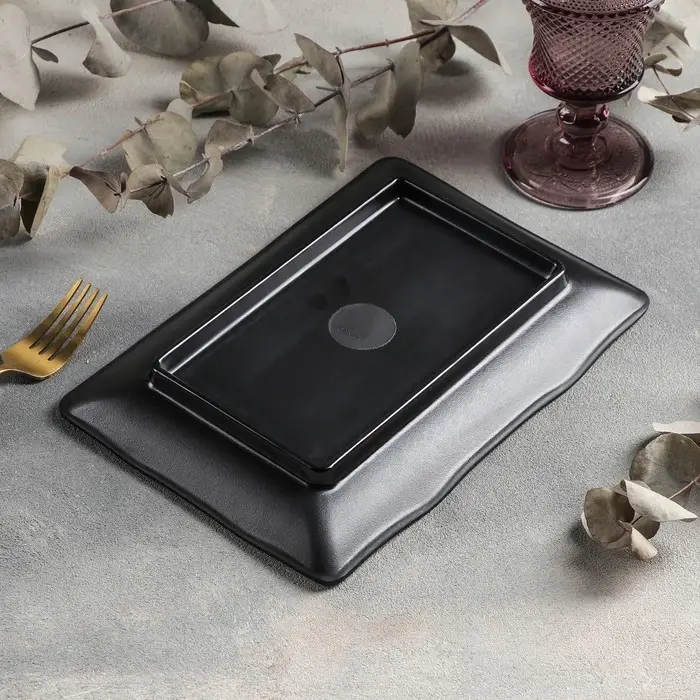 Блюдо для подачи &laquo;Чёрный Восток&raquo;, 25.5&times;17.2&times;3 см, пластик, чёрное