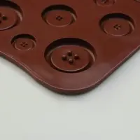 Форма для шоколада Доляна &laquo;Пуговки&raquo;, силикон, 20.5&times;10 см, 19 ячеек, коричневая
