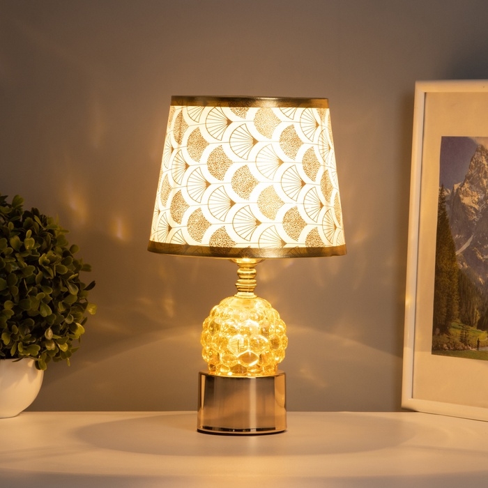 Лампа настольная Лампа настольная "Коан" 1х40Вт Е27+подсветка LED 5Вт золото 18х18х30см
