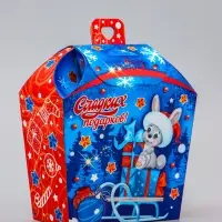 Коробка подарочная новогодняя &laquo;Новый год&raquo; 17&times;19&times;9.5 см