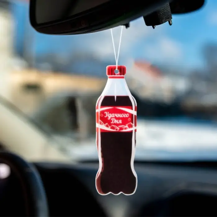 Ароматизатор подвесной Grand Caratt Газировка, Кола, картонный Ароматизатор подвесной Grand Caratt Газировка, Кола, картонный