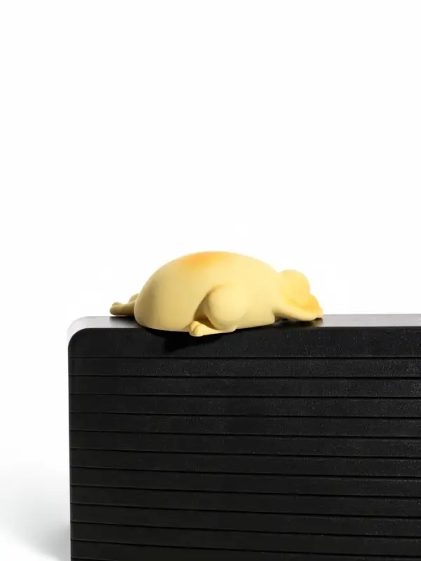 Мини - фигурка на монитор &laquo;Котик падает&raquo;, 2&times;5&times;3.5 см