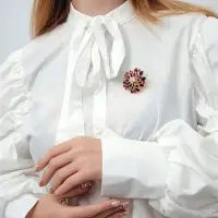 Брошь &laquo;Цветок Хризантемы&raquo;, красная в золоте
