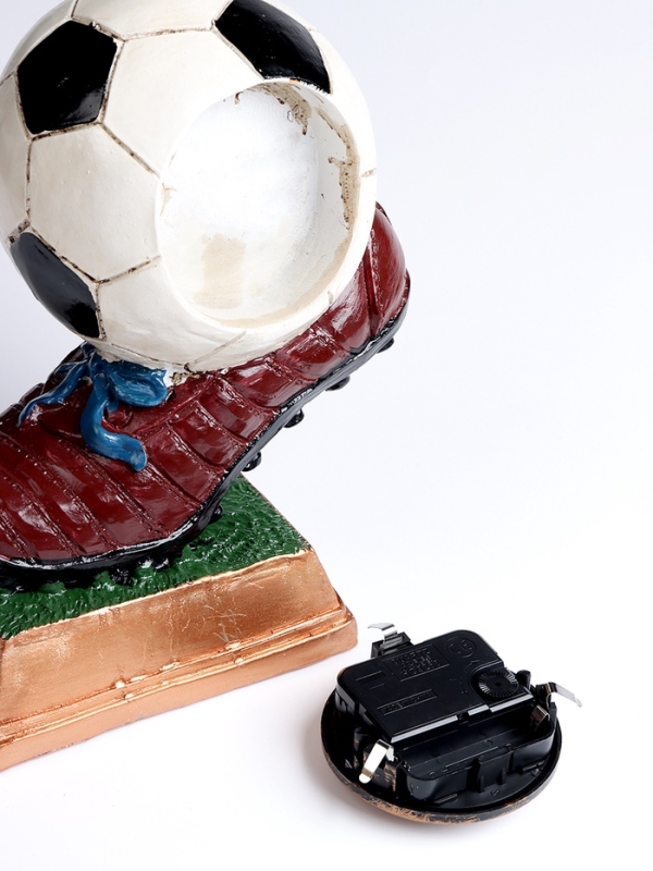 Часы настольные интерьерные, «Футбол», на батарейках, 14.3×11.3×21.2 см, d-8 см Часы настольные интерьерные, «Футбол», на батарейках, 14.3×11.3×21.2 см, d-8 см