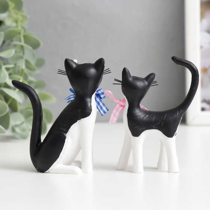 Сувенир полистоун Сувенир полистоун "Кошки с бантиками" набор 2 шт 9,3х7х3,7 10х6,5х3 см