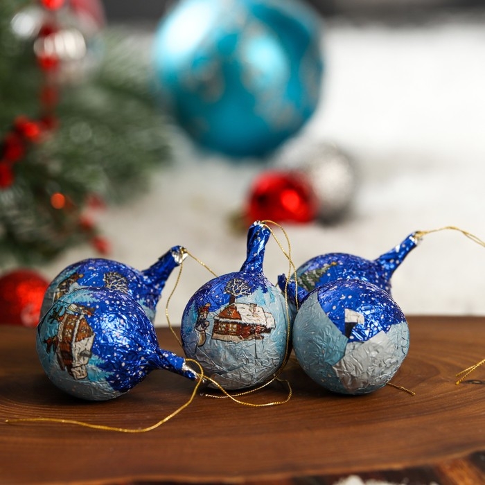 Новый год. Шоколадные фигурки из молочного шоколада Новый год. Шоколадные фигурки из молочного шоколада "Шарики. Снежный дворец", в пакете, 63 г