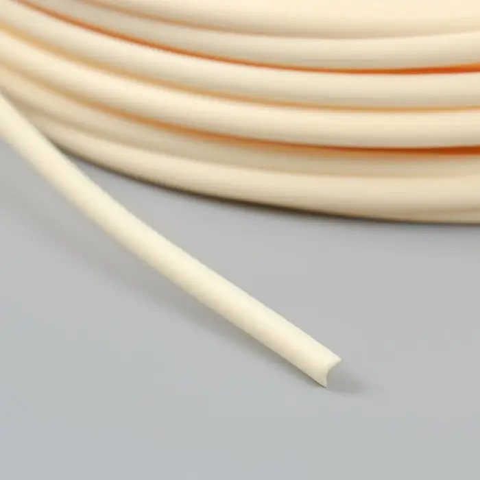 Ротанг искусственный гладкий 6 мм, 100 м, полутрубка