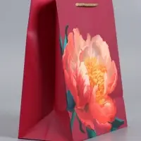 Пакет подарочный ламинированный "Пион" 18 х 22,3 х 10 см