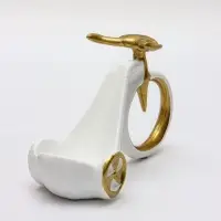 Подставка для бутылки &laquo;Велосипед&raquo; 25&times;11&times;16 см, бело-золотой