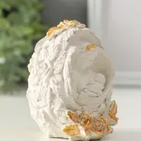 Фигура "Дева" размер 8х6 см, белый с позолотой ,гипс Фигура "Дева" размер 8х6 см, белый с позолотой ,гипс