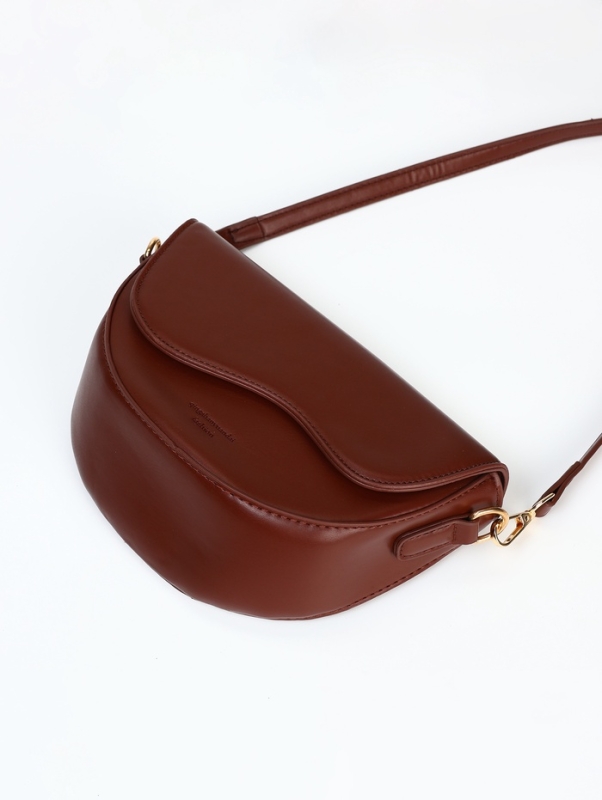 Сумка женская мессенджер на молнии, цвет красно-коричневый Сумка женская мессенджер на молнии, цвет красно-коричневый