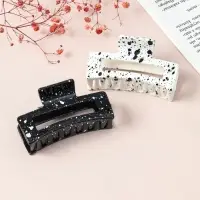 Крабик для волос &laquo;Пелагея&raquo;, прямой, 8.5 см, белый, чёрный