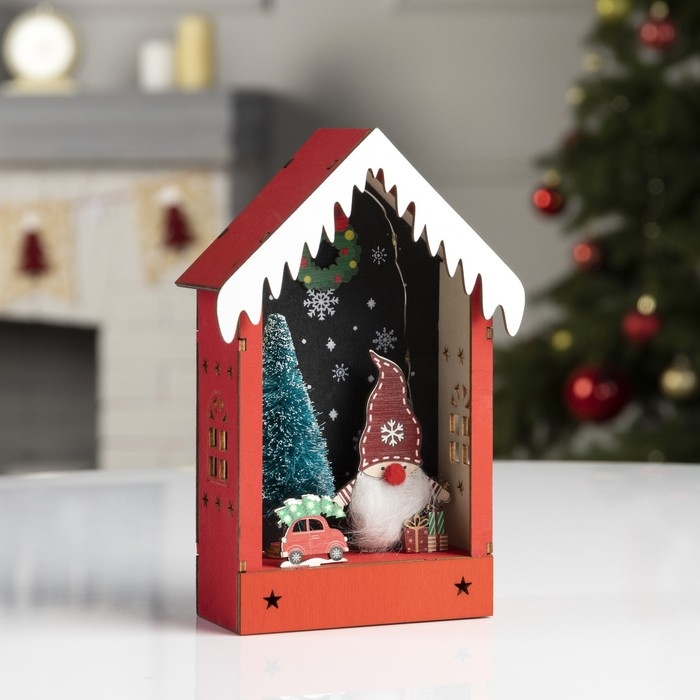 Светодиодная фигура «Красная хижина» 10 × 19 × 5 см, дерево, батарейки АААх2 (не в комплекте), свечение тёплое белое