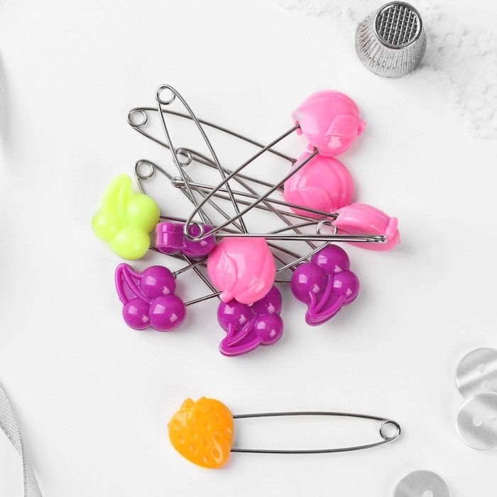 Булавки английские «Фрукты», безопасные, 50 мм, 10 шт, цвет МИКС Булавки английские «Фрукты», безопасные, 50 мм, 10 шт, цвет МИКС