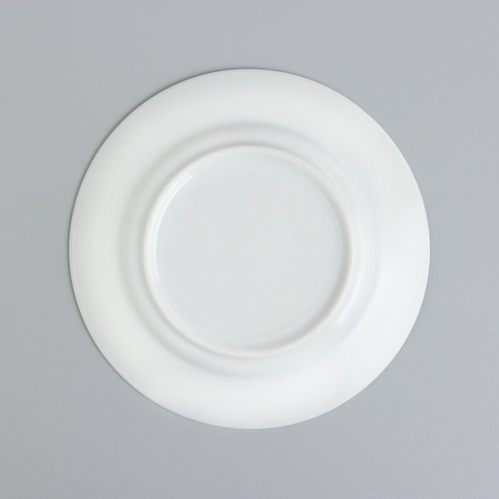 Тарелка белая , керамическая , обеденная d=15 см Тарелка белая , керамическая , обеденная d=15 см