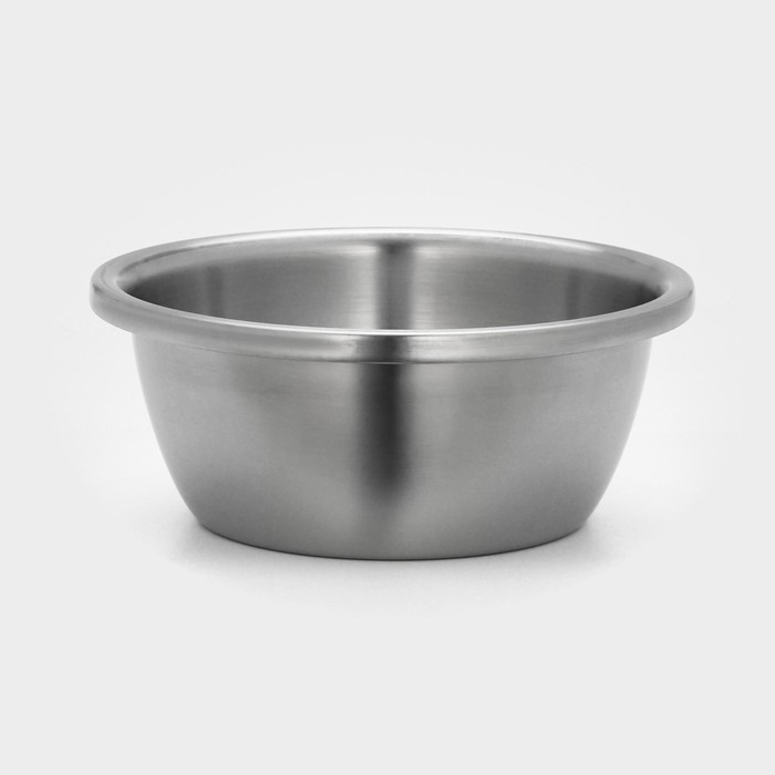 Миска из нержавеющей стали «Проф», 2,3 л, 22×9 см, матовая, толщина стали 0,6 мм Миска из нержавеющей стали «Проф», 2,3 л, 22×9 см, матовая, толщина стали 0,6 мм