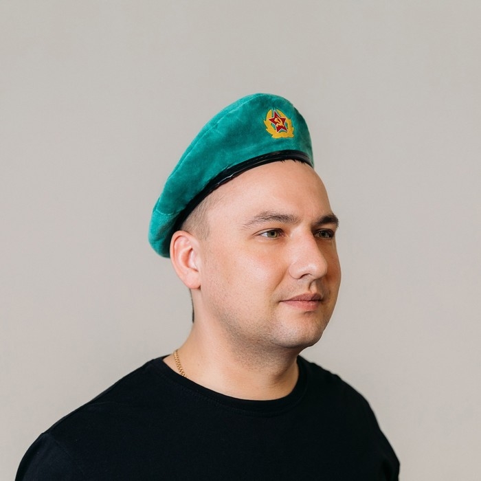 Берет пограничника «На страже Родины», герб Берет пограничника «На страже Родины», герб