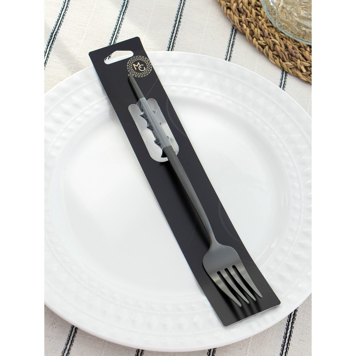 Вилка столовая из нержавеющей стали Magistro «Фолк», h=22 см, цвет чёрный Вилка столовая из нержавеющей стали Magistro «Фолк», h=22 см, цвет чёрный