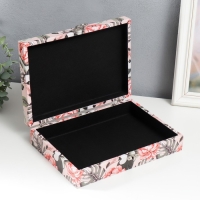 Шкатулка дерево "Какаду и тукан в цветочных джунглях" кожзам 5,5х24х17 см Шкатулка дерево "Какаду и тукан в цветочных джунглях" кожзам 5,5х24х17 см