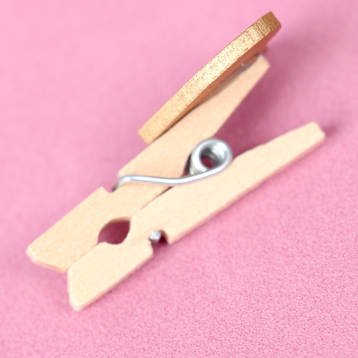 Набор декоративных прищепок «Сердечки», золотого цвета, набор 50 шт. Набор декоративных прищепок «Сердечки», золотого цвета, набор 50 шт.