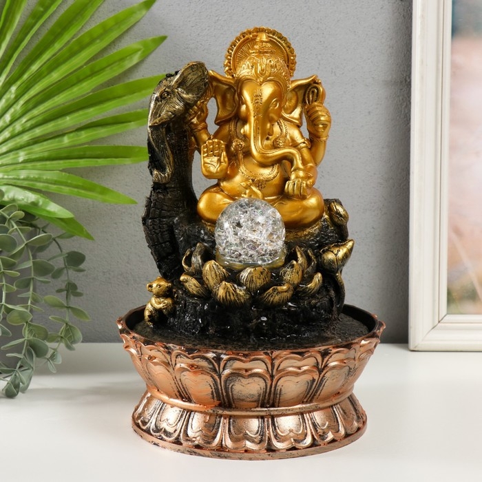 Фонтан настольный от сети, подсветка Фонтан настольный от сети, подсветка "Ганеша в золотом сидящий у лотоса" 20.5х20.5х30 см