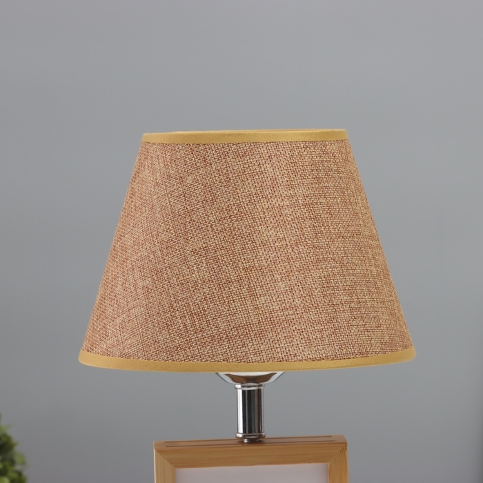 Лампа настольная с фоторамкой 10х15см (пластиковая вставка) 20х20х35см Лампа настольная с фоторамкой 10х15см (пластиковая вставка) 20х20х35см