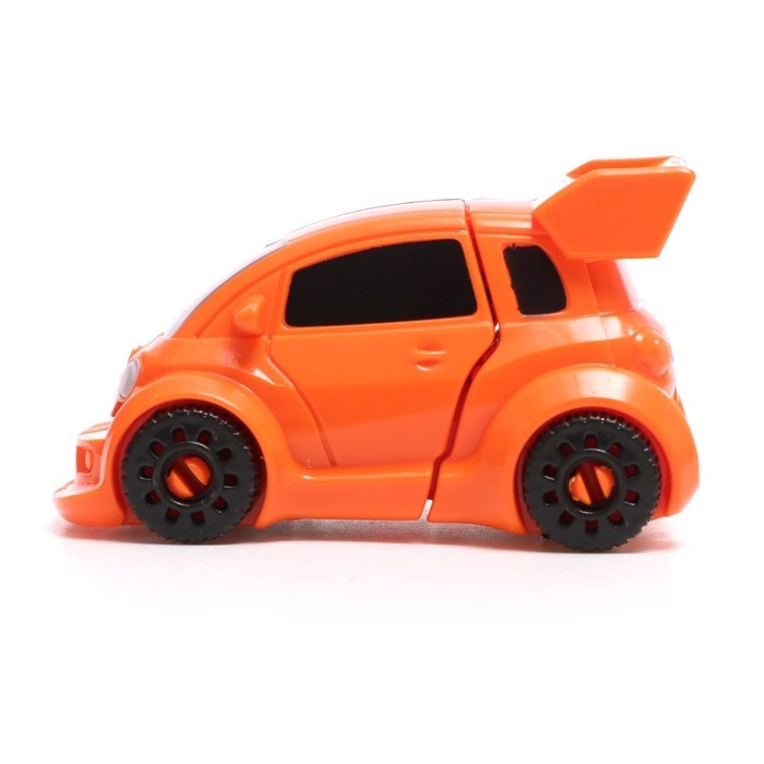 Робот «Мегаробот», собирается из 3 машин Робот «Мегаробот», собирается из 3 машин