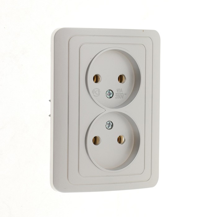 Розетка двухместная Luazon Lighting  Розетка двухместная Luazon Lighting "Орион", 10 А, скрытая, без з/к, серебристая