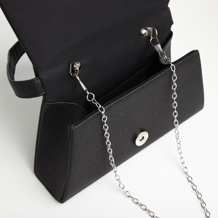 Сумка-клатч на магните, цвет чёрный