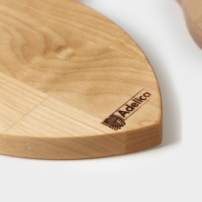 Подарочный набор деревянной посуды Adelica «Белка с орехом», менажницы: белка 25×19 см, орех 25×16 см, масло 100 мл, магнит в подарок Подарочный набор деревянной посуды Adelica «Белка с орехом», менажницы: белка 25×19 см, орех 25×16 см, масло 100 мл, магнит в подарок