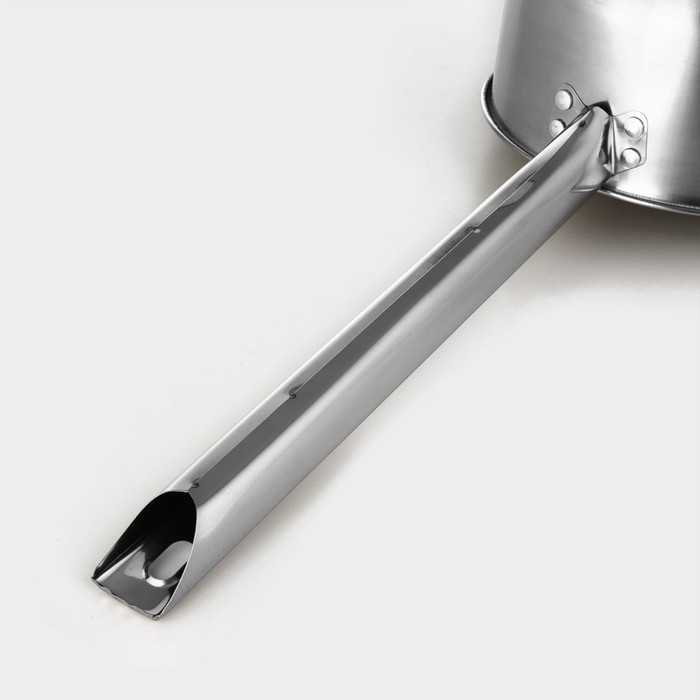 Ковш из нержавеющей стали с длинной ручкой, 1,8 л, 41×16×9,5 см, металлическая ручка, цвет серебряный Ковш из нержавеющей стали с длинной ручкой, 1,8 л, 41×16×9,5 см, металлическая ручка, цвет серебряный