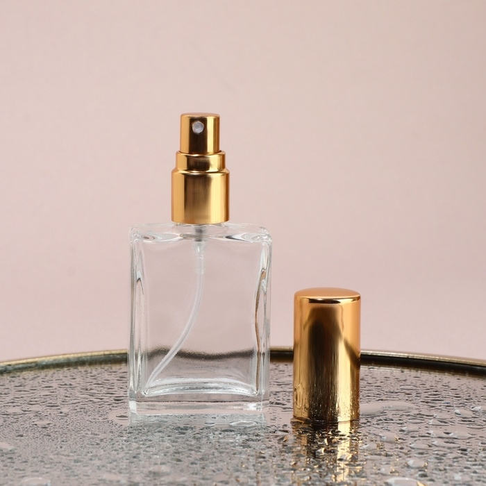 Флакон для парфюма, с распылителем, 15 мл, цвет золотистый Флакон для парфюма, с распылителем, 15 мл, цвет золотистый