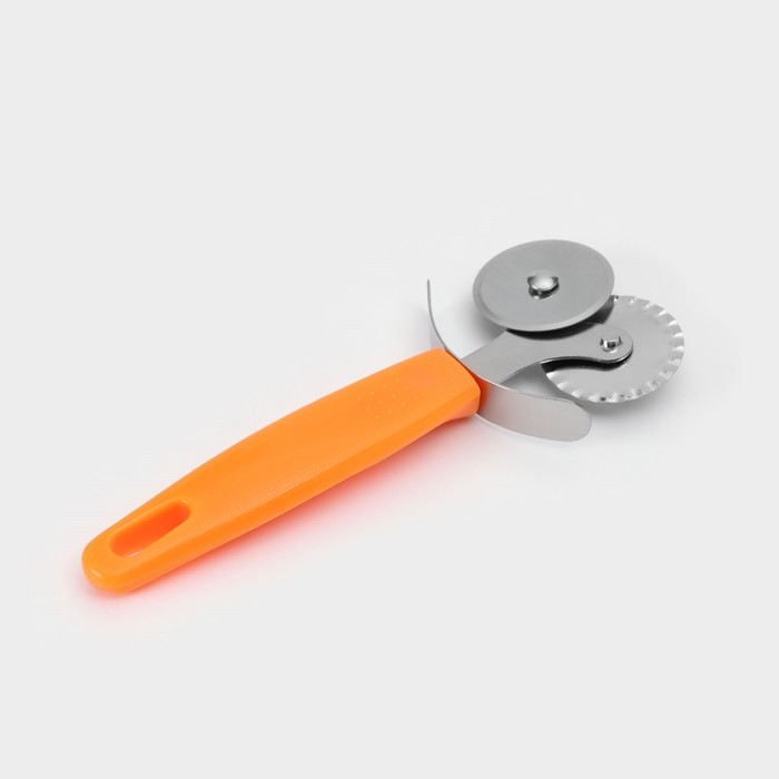 Нож для пиццы и теста Доляна «Оранж», 17 см, 2 лезвия, цвет оранжевый Нож для пиццы и теста Доляна «Оранж», 17 см, 2 лезвия, цвет оранжевый