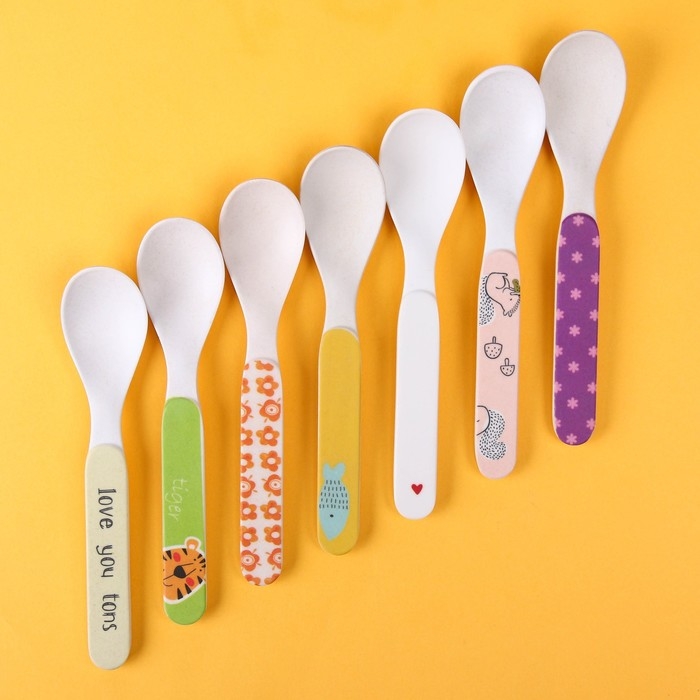 Ложка для кормления, бамбук, цвет МИКС Ложка для кормления, бамбук, цвет МИКС