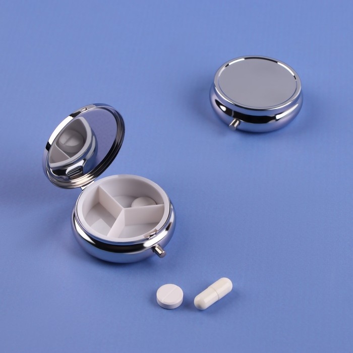 Таблетница, d = 5 см, 3 секции, цвет серебристый Таблетница, d = 5 см, 3 секции, цвет серебристый