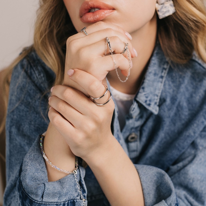 Кольцо «Модерн» линии, цвет серебро, безразмерное